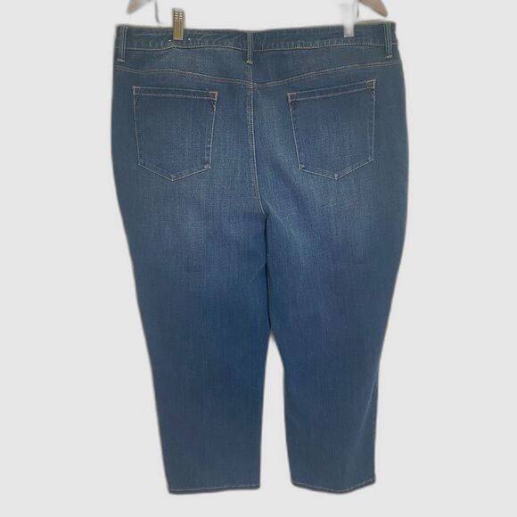 Chico's - Platinum Denim High Waisted Cropped Jeans -  Chico's size 3 , US 16 - Picture 2 of 6